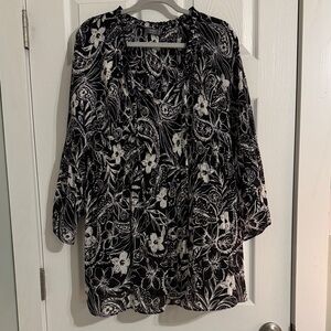 Ninety Black & White Floral V-Neck Blouse